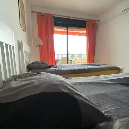 1st Line Sea View - Plaza *